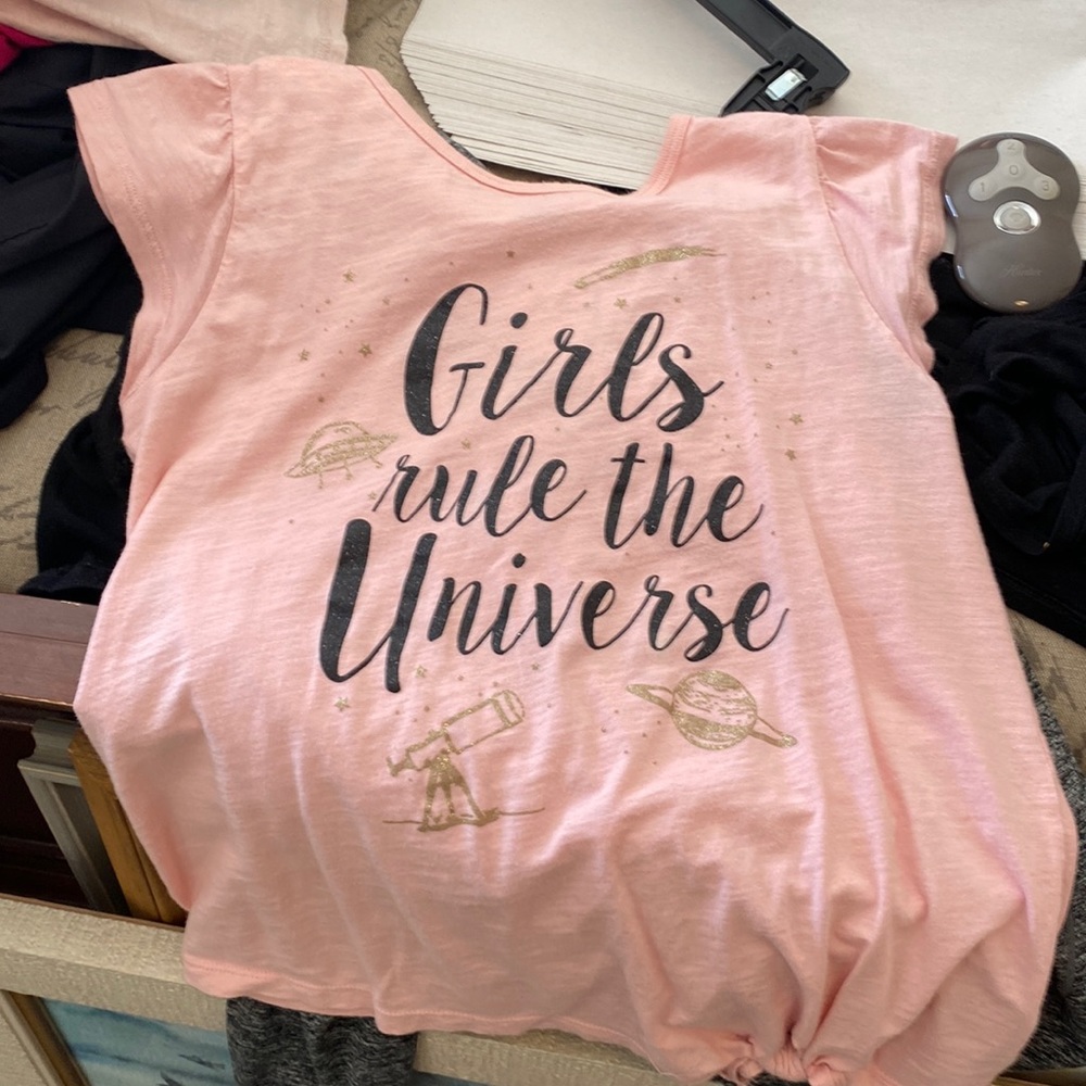 Girls RuleThe Universe pink top